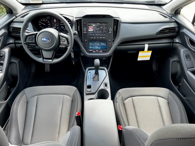 Vehicle image 13 of 21