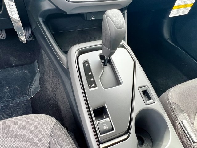 Vehicle image 18 of 21