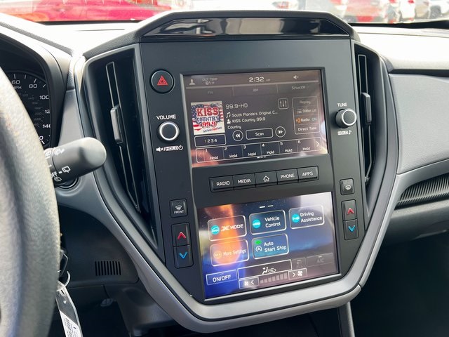 Vehicle image 16 of 21
