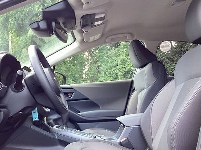 2025 Subaru Crosstrek Base Image 16 of 27
