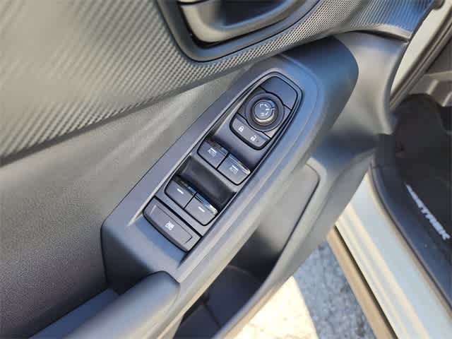 2025 Subaru Crosstrek Base Image 24 of 29