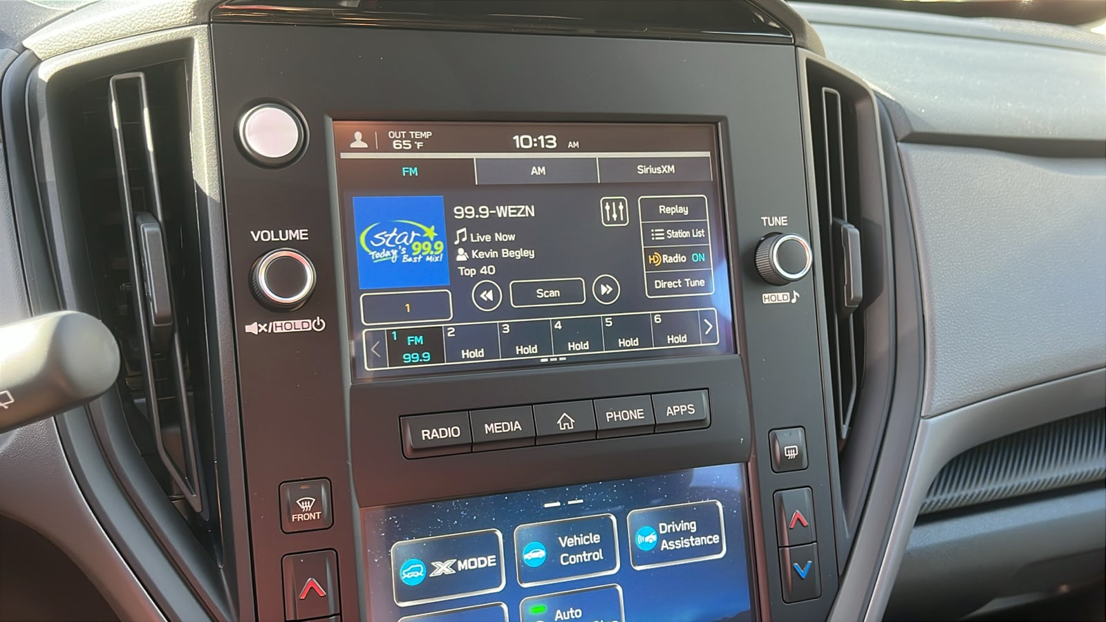 2025 Subaru Crosstrek Base Image 11 of 15