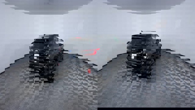 Vehicle image 8 of 26