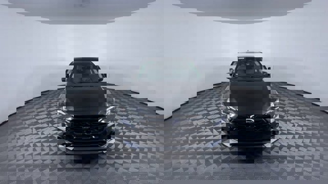 Vehicle image 3 of 26