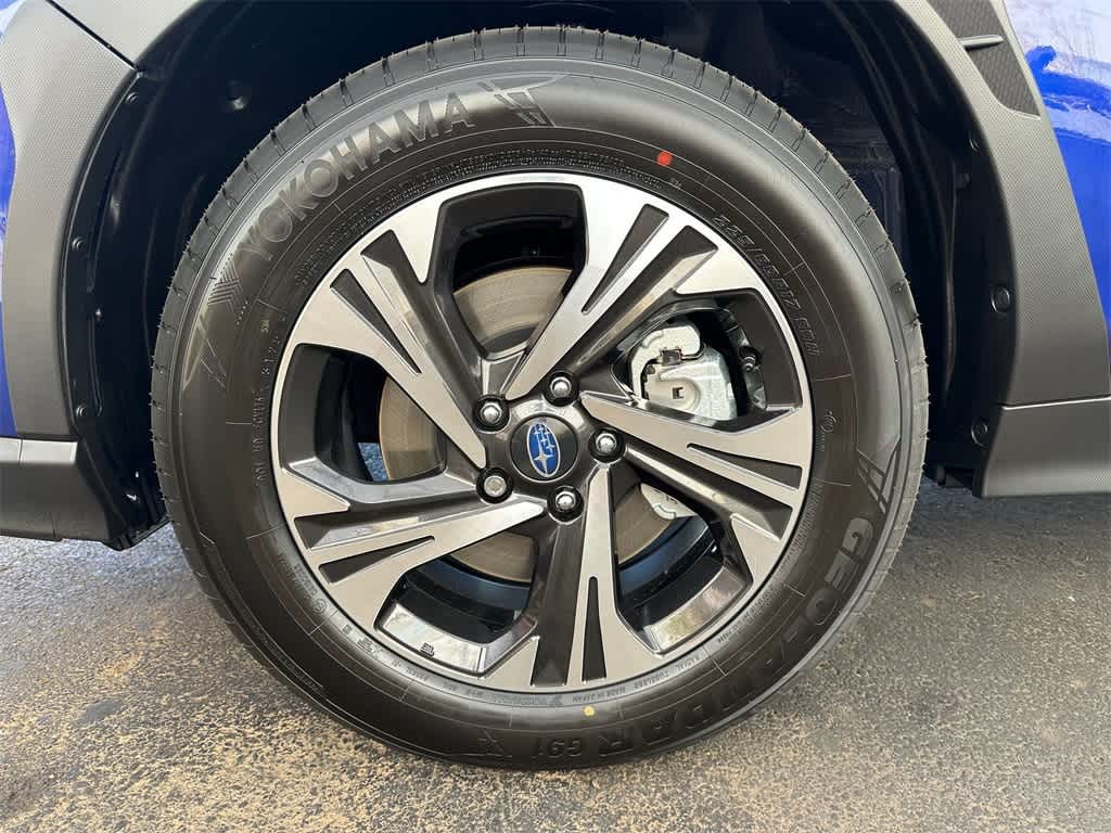 2025 Subaru Crosstrek Premium Image 7 of 21