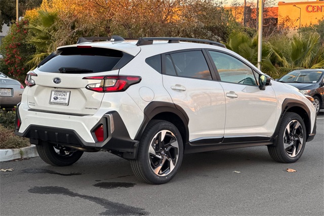 2025 Subaru Crosstrek Limited Image 5 of 24