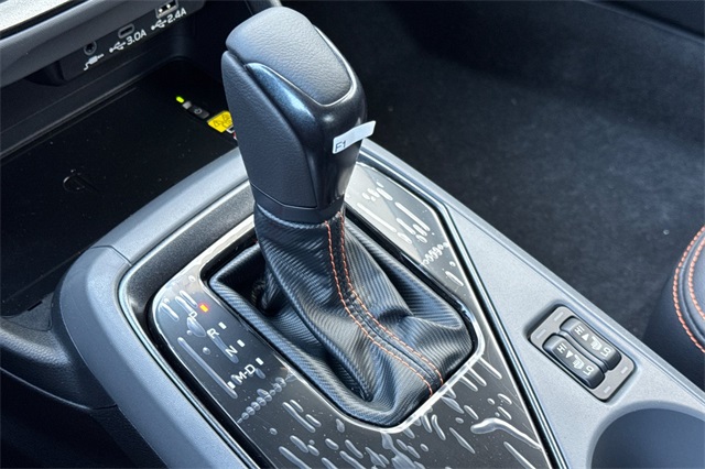 2025 Subaru Crosstrek Limited Image 18 of 24