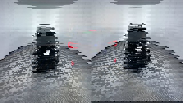 Vehicle image 13 of 27