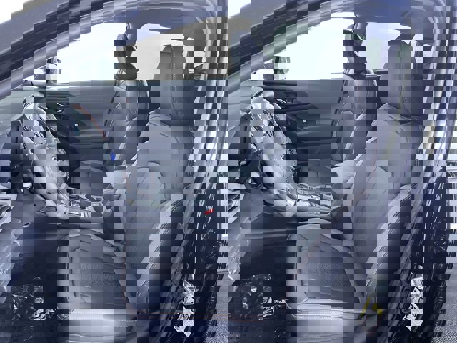Vehicle image 16 of 27