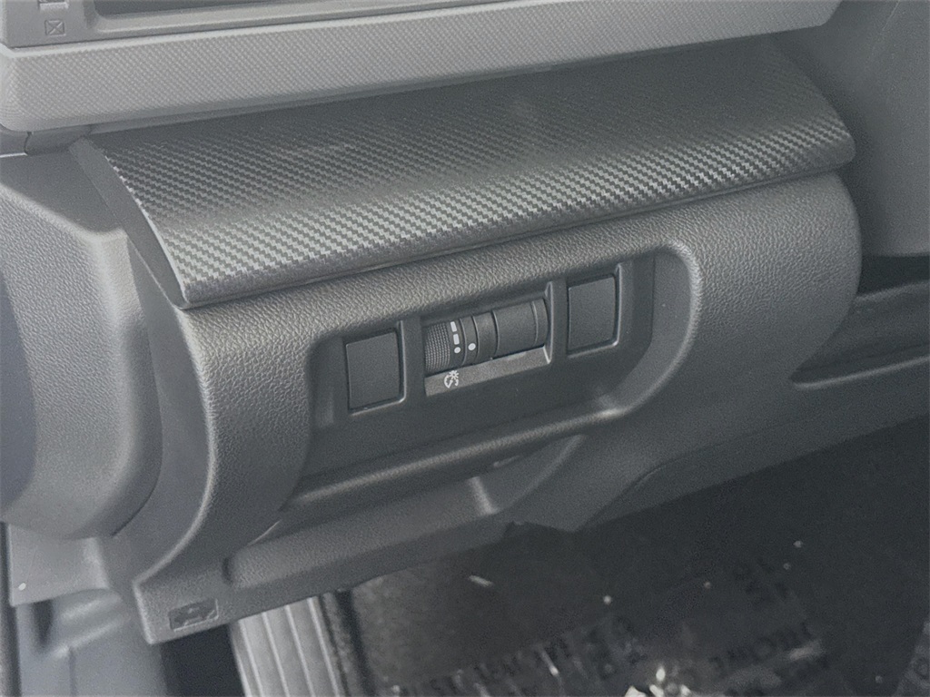 Vehicle image 10 of 29