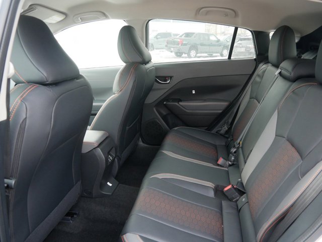 2025 Subaru Crosstrek Limited Image 6 of 13