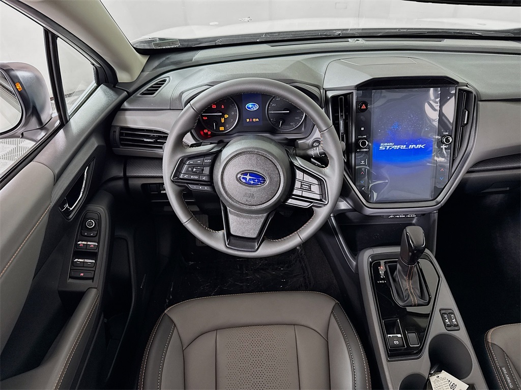 Vehicle image 24 of 34