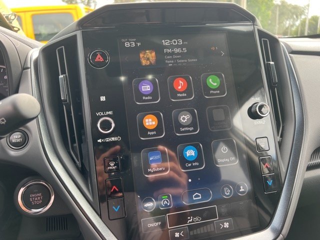 Vehicle image 16 of 21