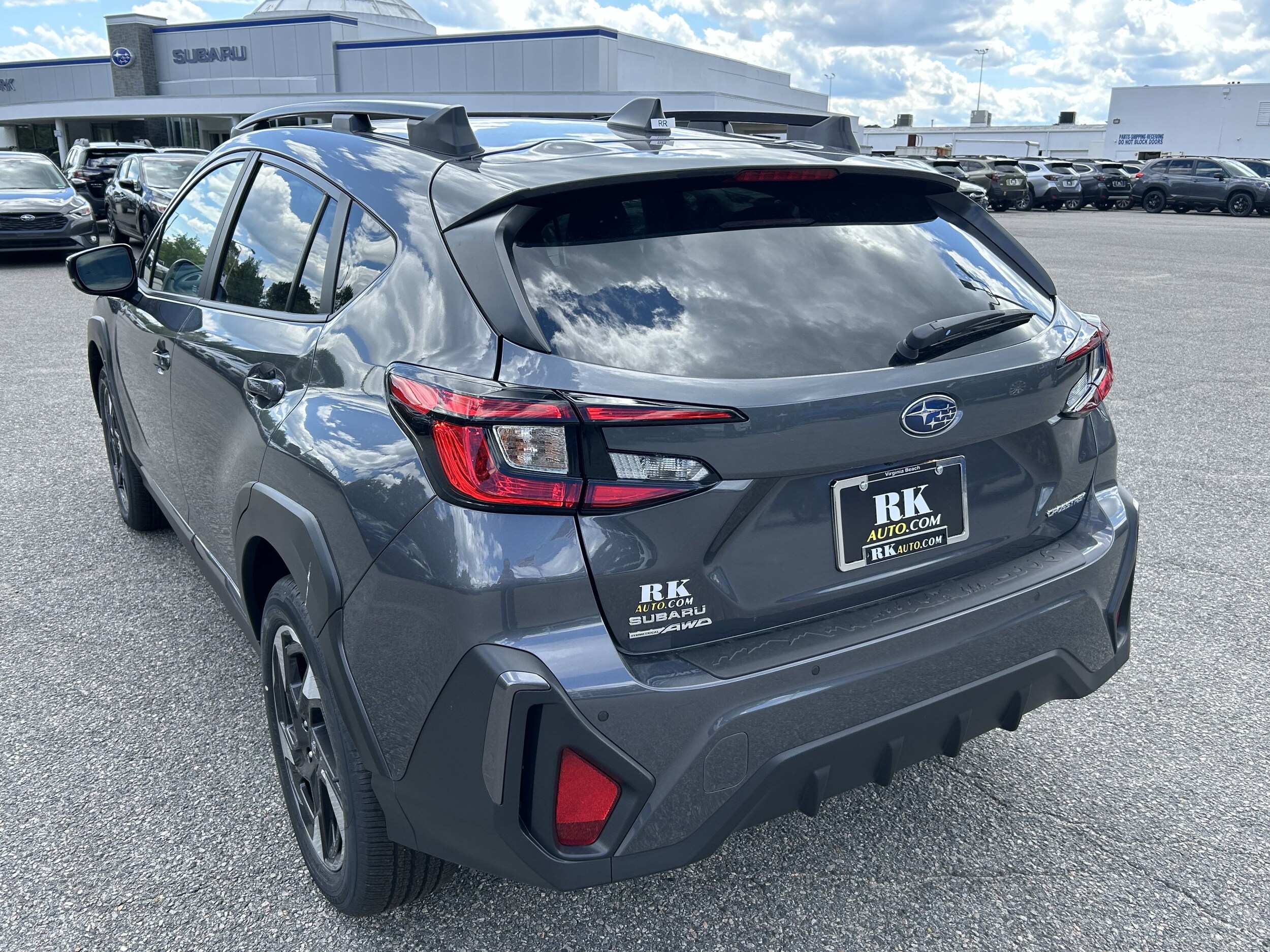 Vehicle image 10 of 31