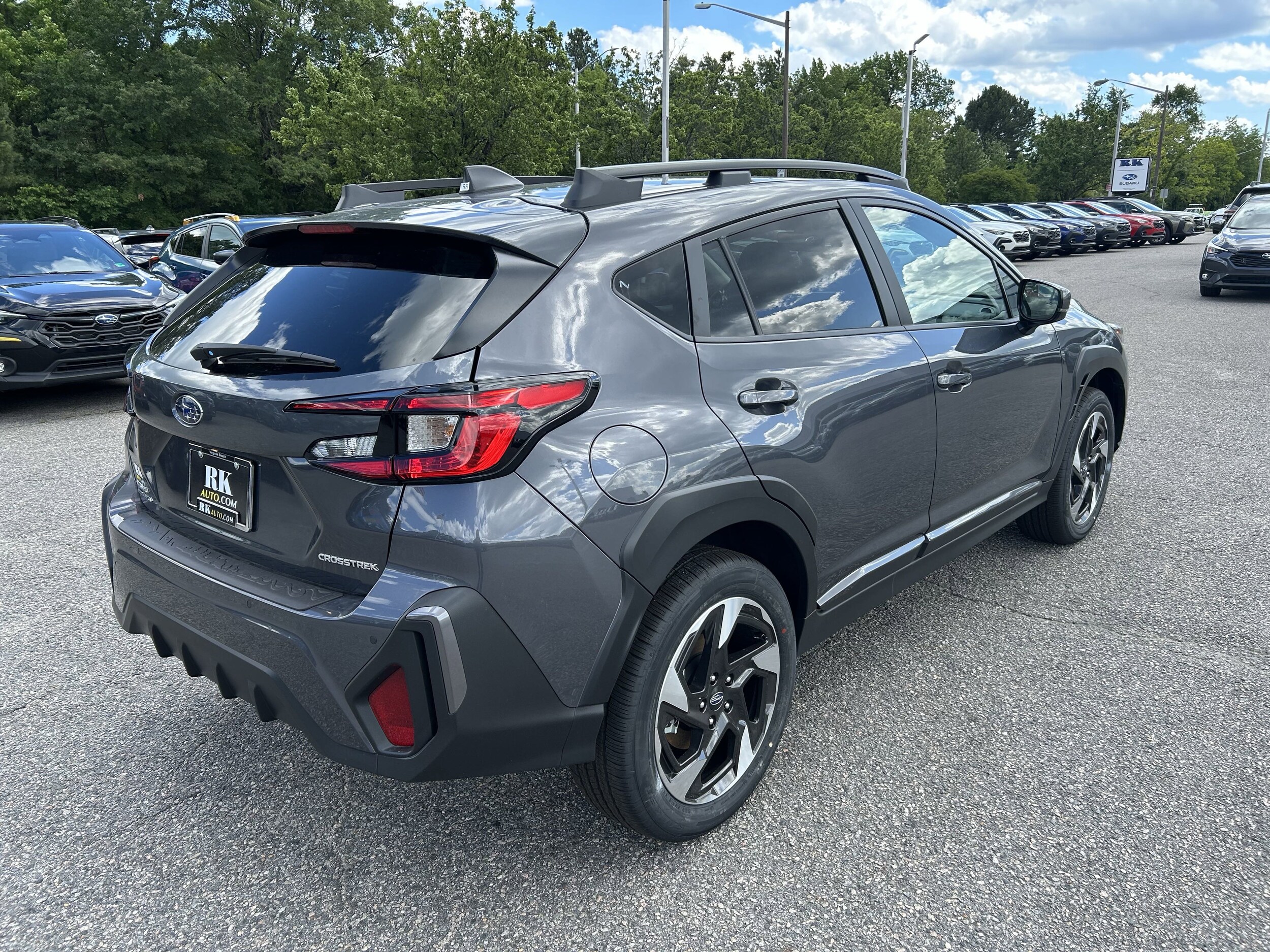Vehicle image 8 of 31