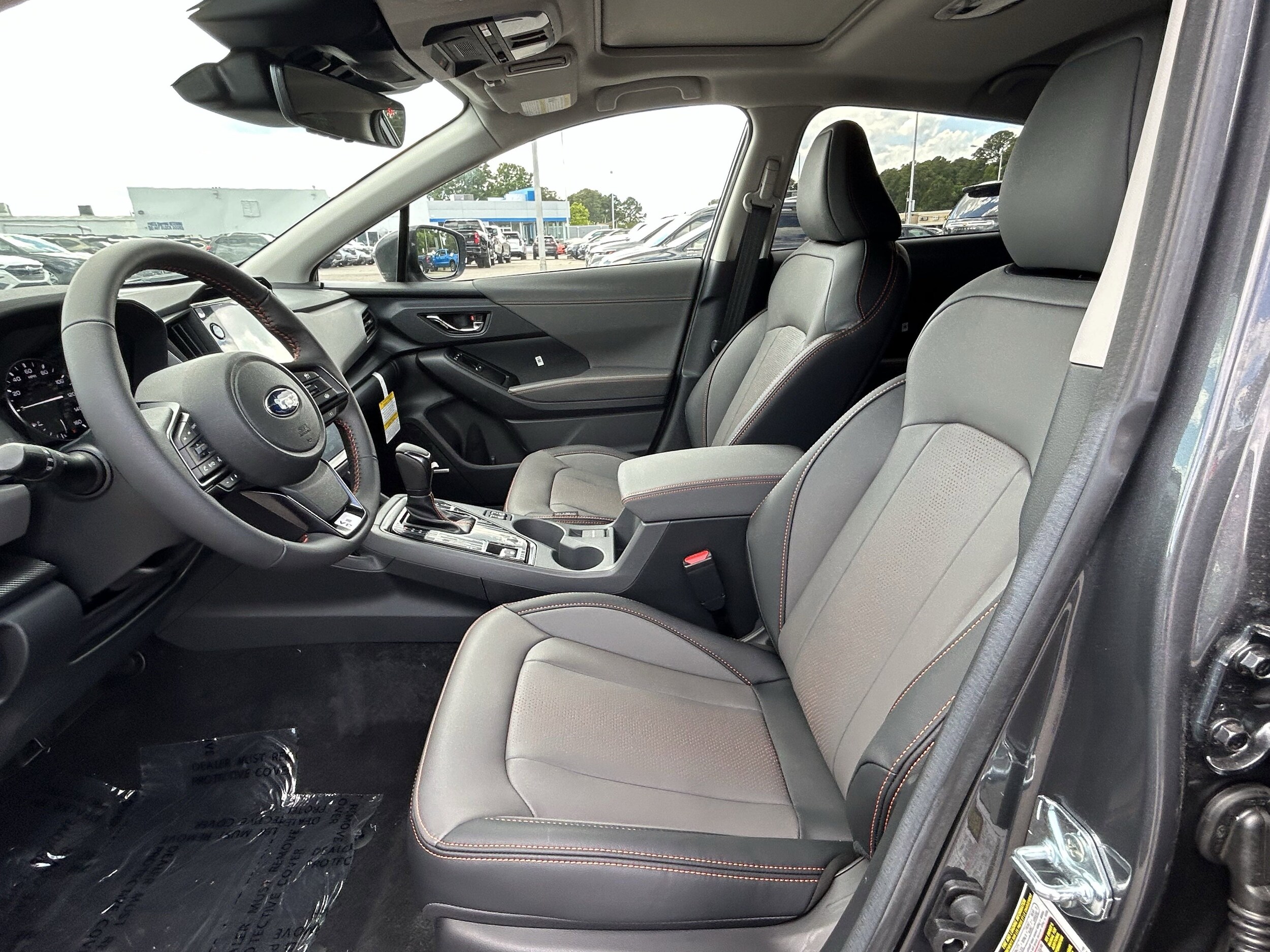 Vehicle image 16 of 31