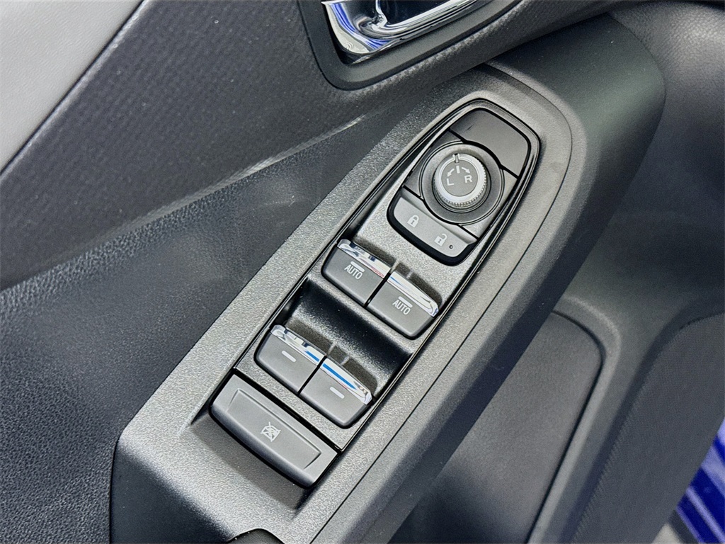 Vehicle image 16 of 31