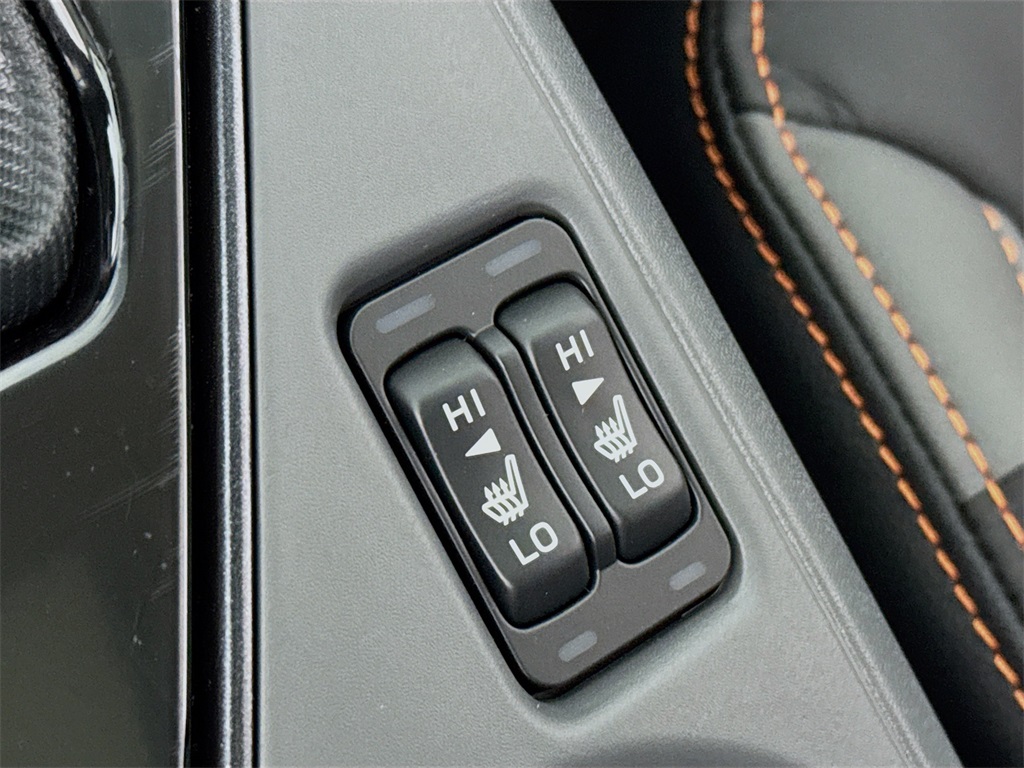 Vehicle image 19 of 31