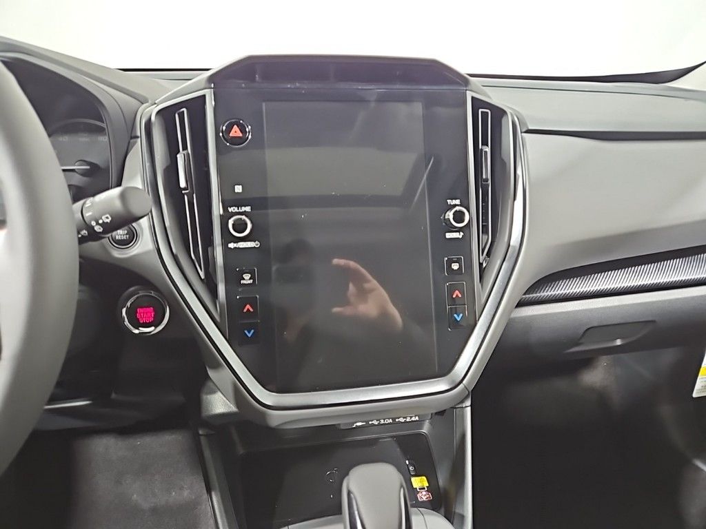 Vehicle image 18 of 29