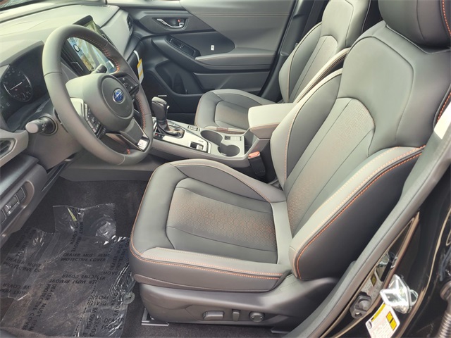 2025 Subaru Crosstrek Limited Image 12 of 15
