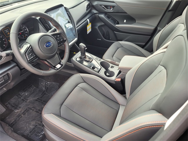 2025 Subaru Crosstrek Limited Image 13 of 15