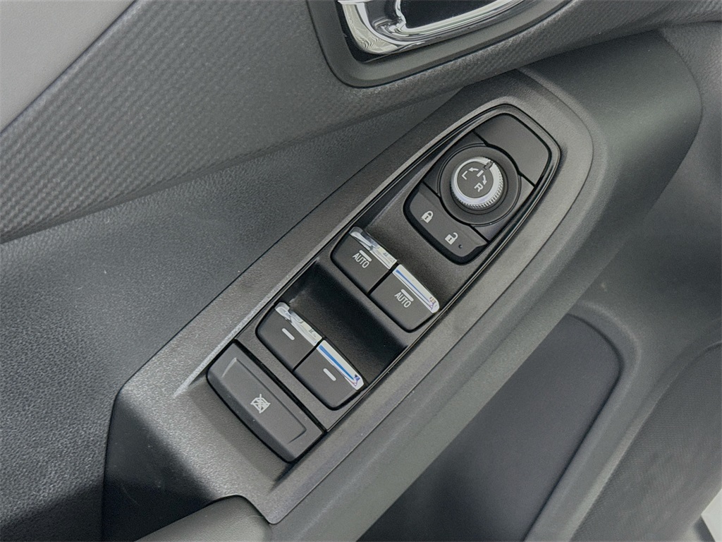 Vehicle image 16 of 31