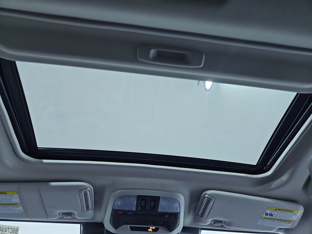Vehicle image 20 of 29