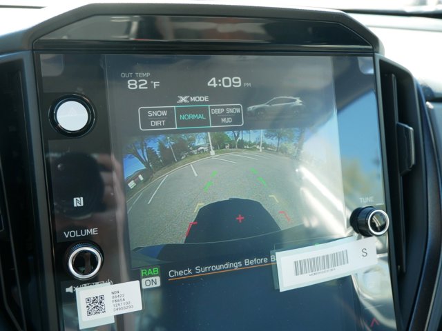 2025 Subaru Crosstrek Limited Image 9 of 12