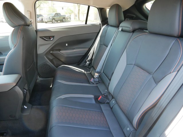 2025 Subaru Crosstrek Limited Image 5 of 12