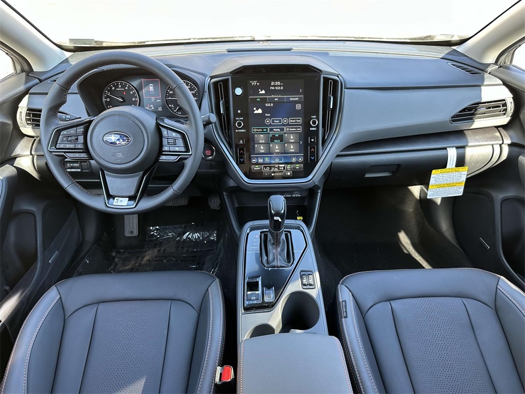 Vehicle image 18 of 25
