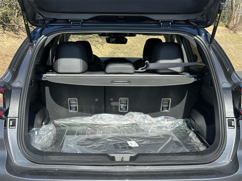 Vehicle image 12 of 25