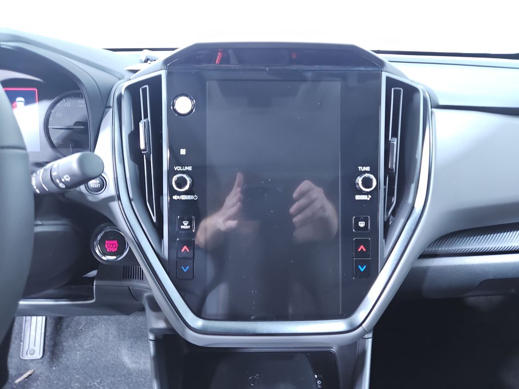 Vehicle image 18 of 29