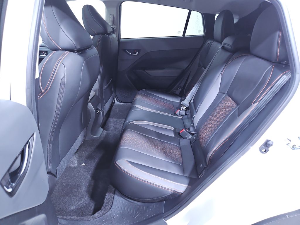 Vehicle image 24 of 29