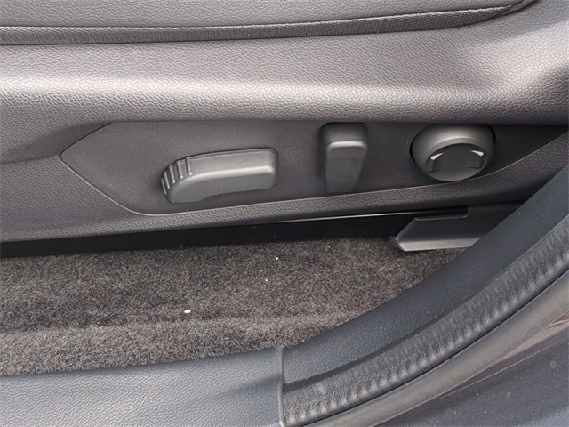 2025 Subaru Crosstrek Limited Image 33 of 33