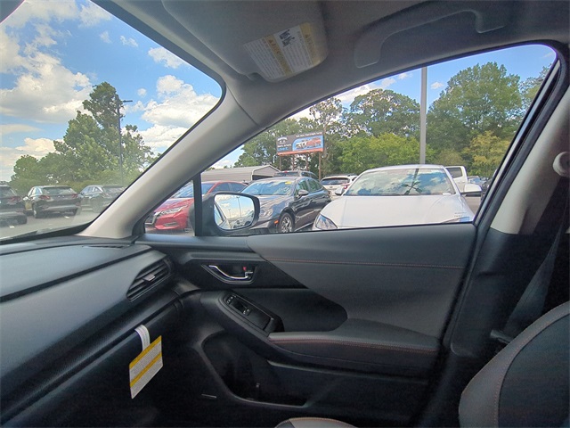 2025 Subaru Crosstrek Limited Image 19 of 33