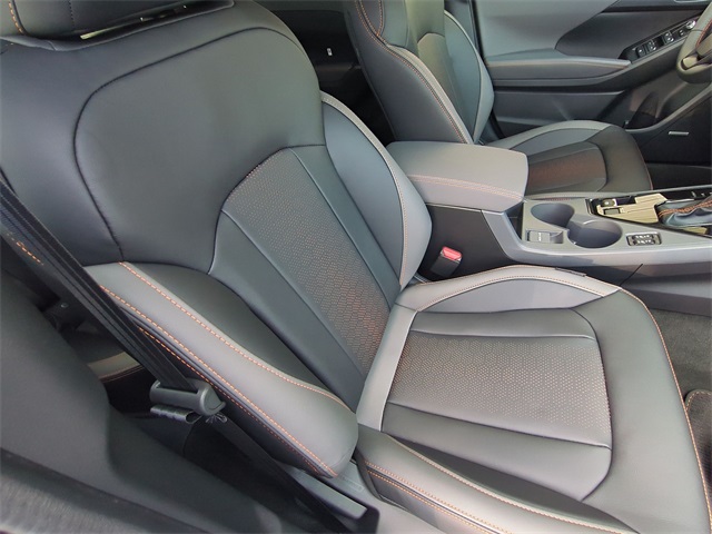 2025 Subaru Crosstrek Limited Image 17 of 33