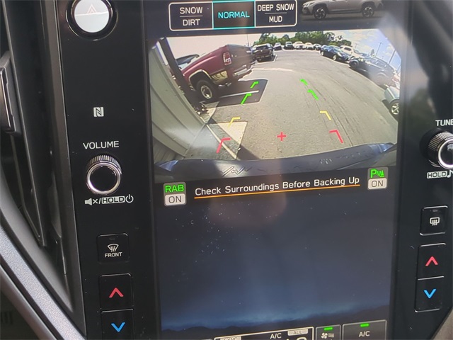 2025 Subaru Crosstrek Limited Image 25 of 33