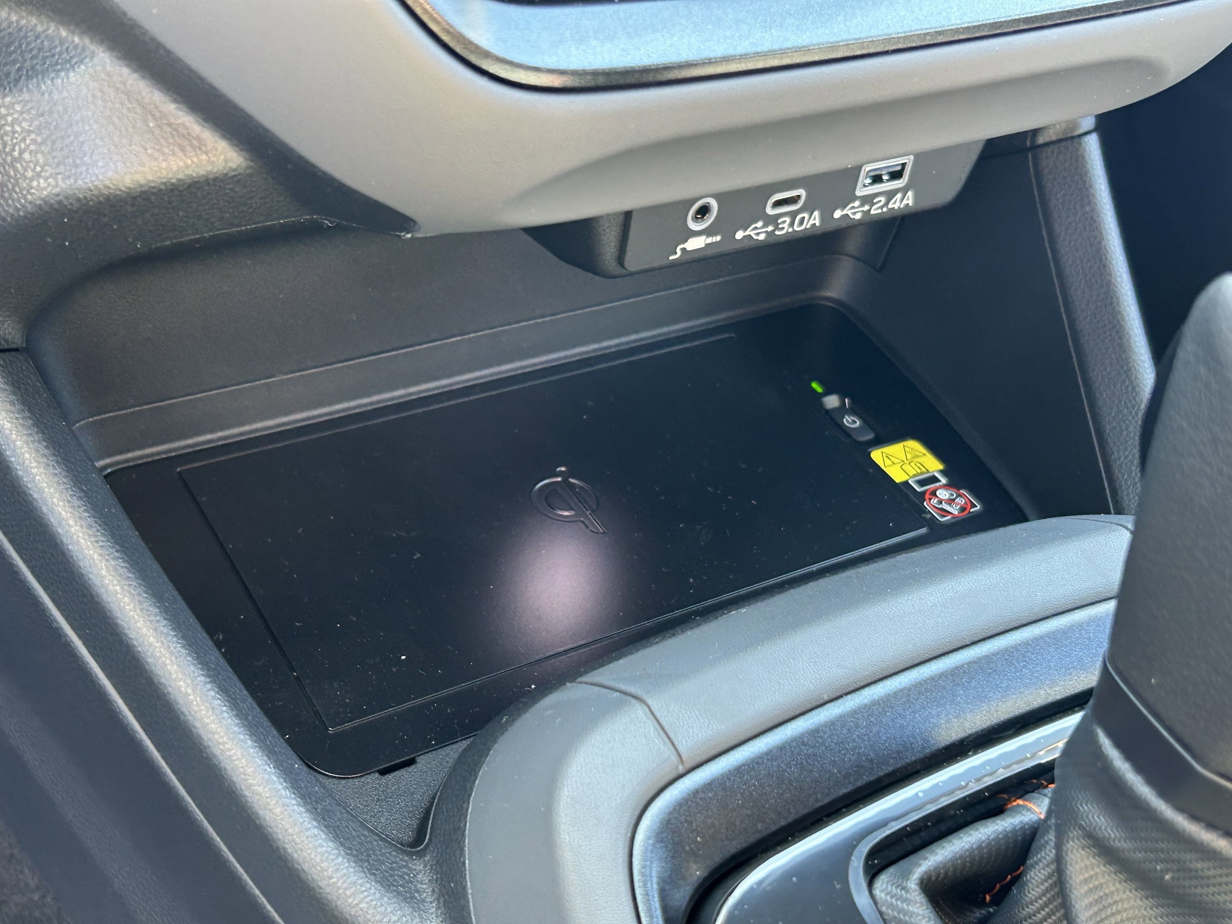 Vehicle image 22 of 34