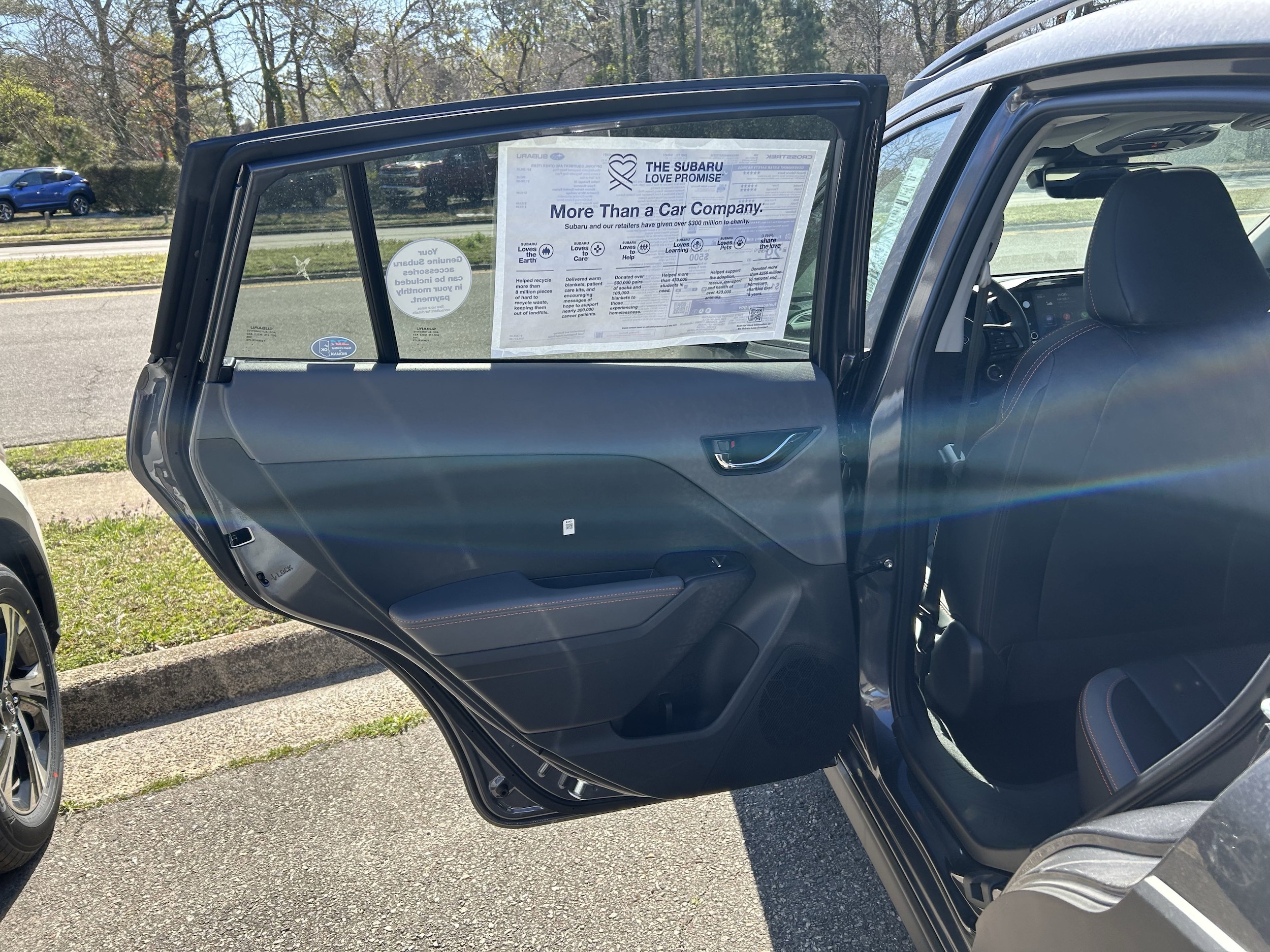 Vehicle image 26 of 34