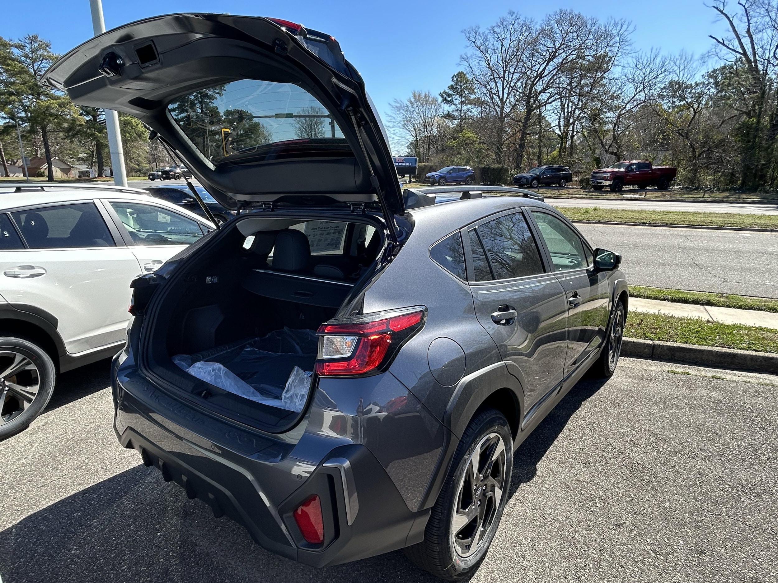 Vehicle image 9 of 34