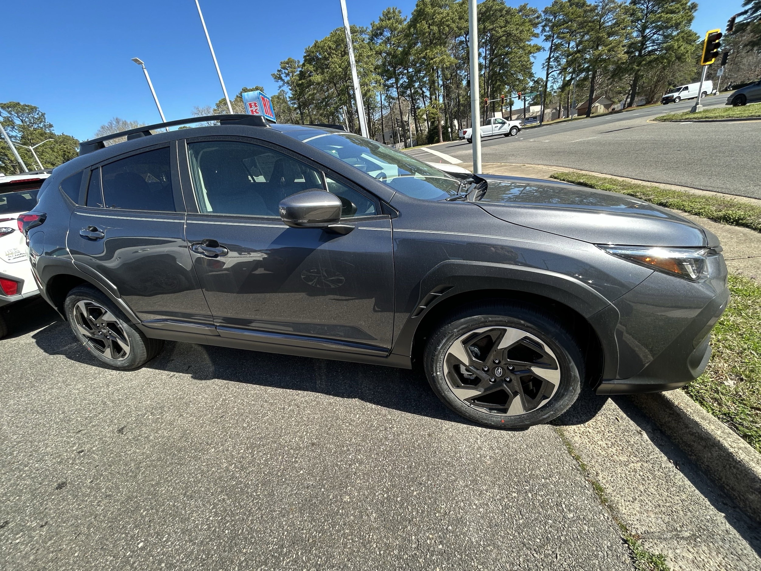 Vehicle image 5 of 34