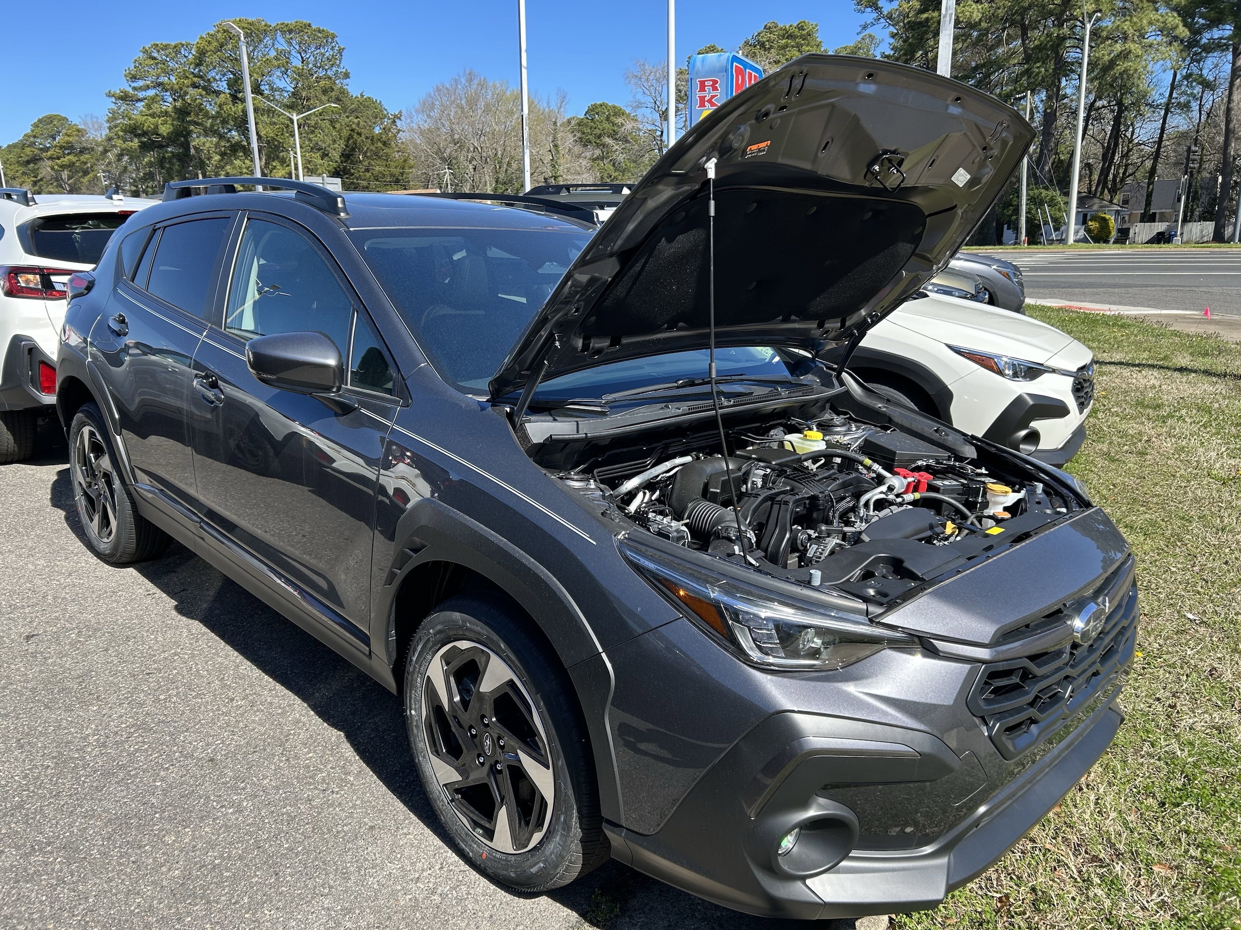Vehicle image 33 of 34