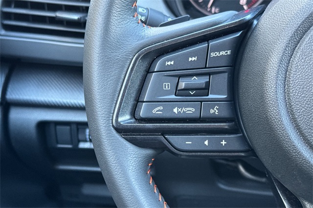 2025 Subaru Crosstrek Limited Image 17 of 36