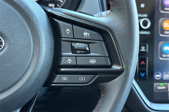2025 Subaru Crosstrek Limited Image 33 of 36