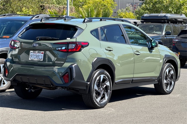 2025 Subaru Crosstrek Limited Image 6 of 36