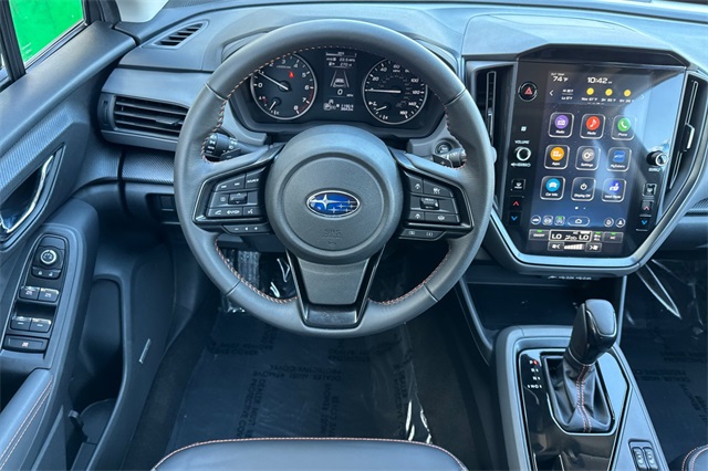 2025 Subaru Crosstrek Limited Image 14 of 36