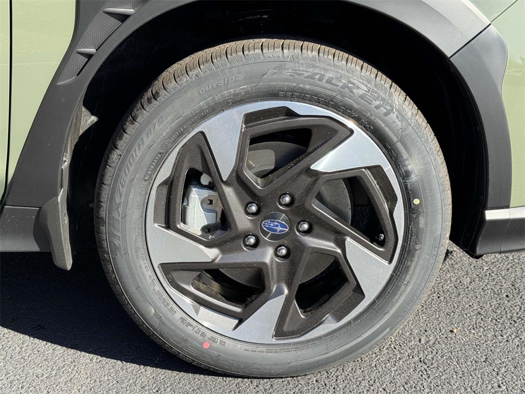 Vehicle image 7 of 28