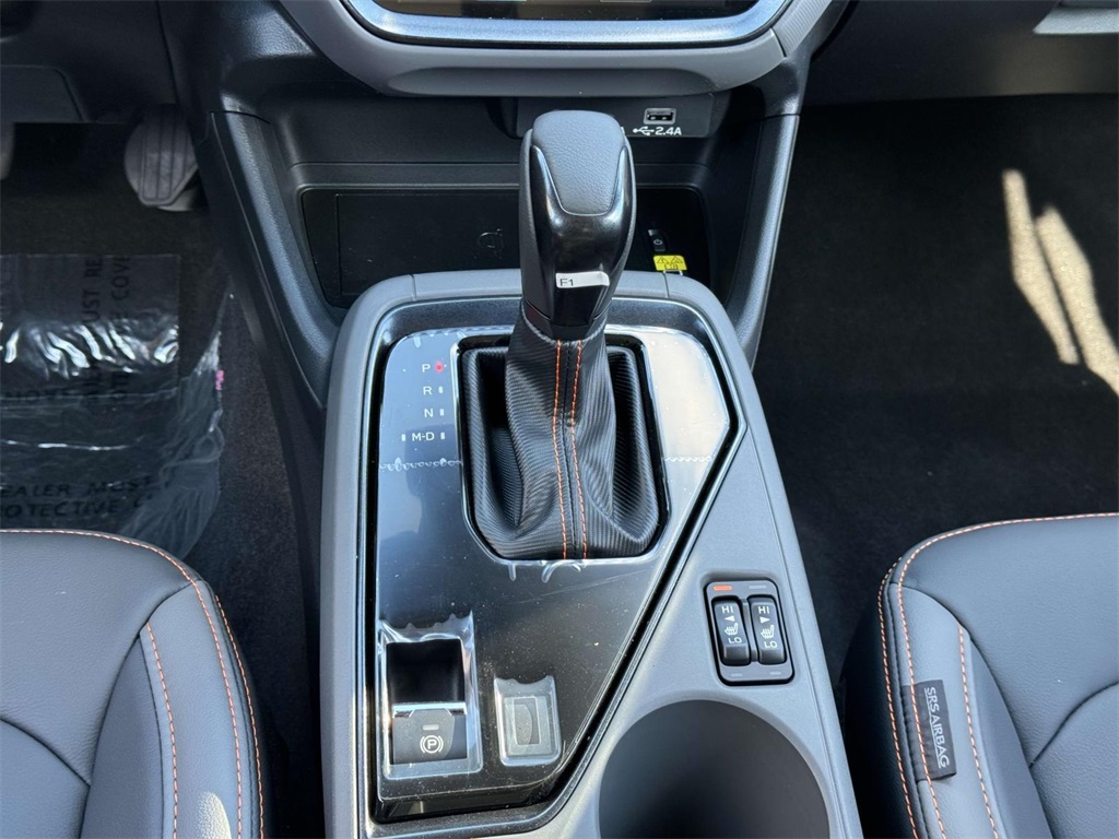 Vehicle image 24 of 28