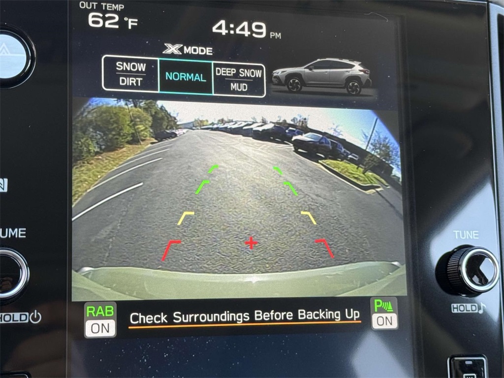 Vehicle image 22 of 28