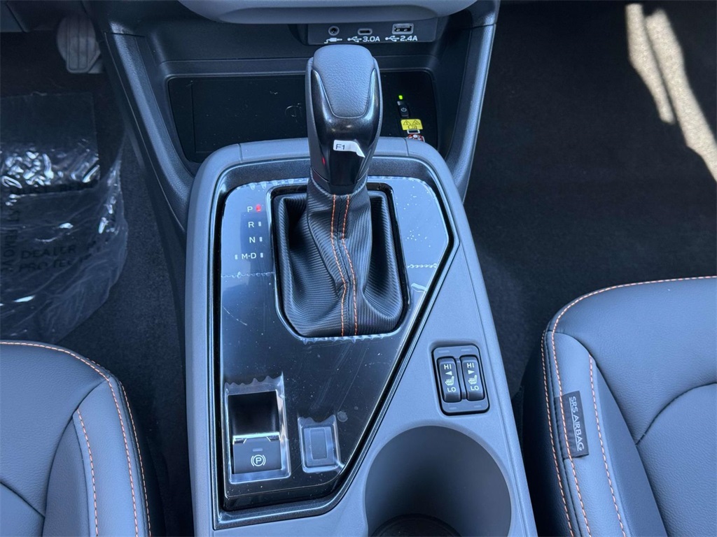 Vehicle image 24 of 28